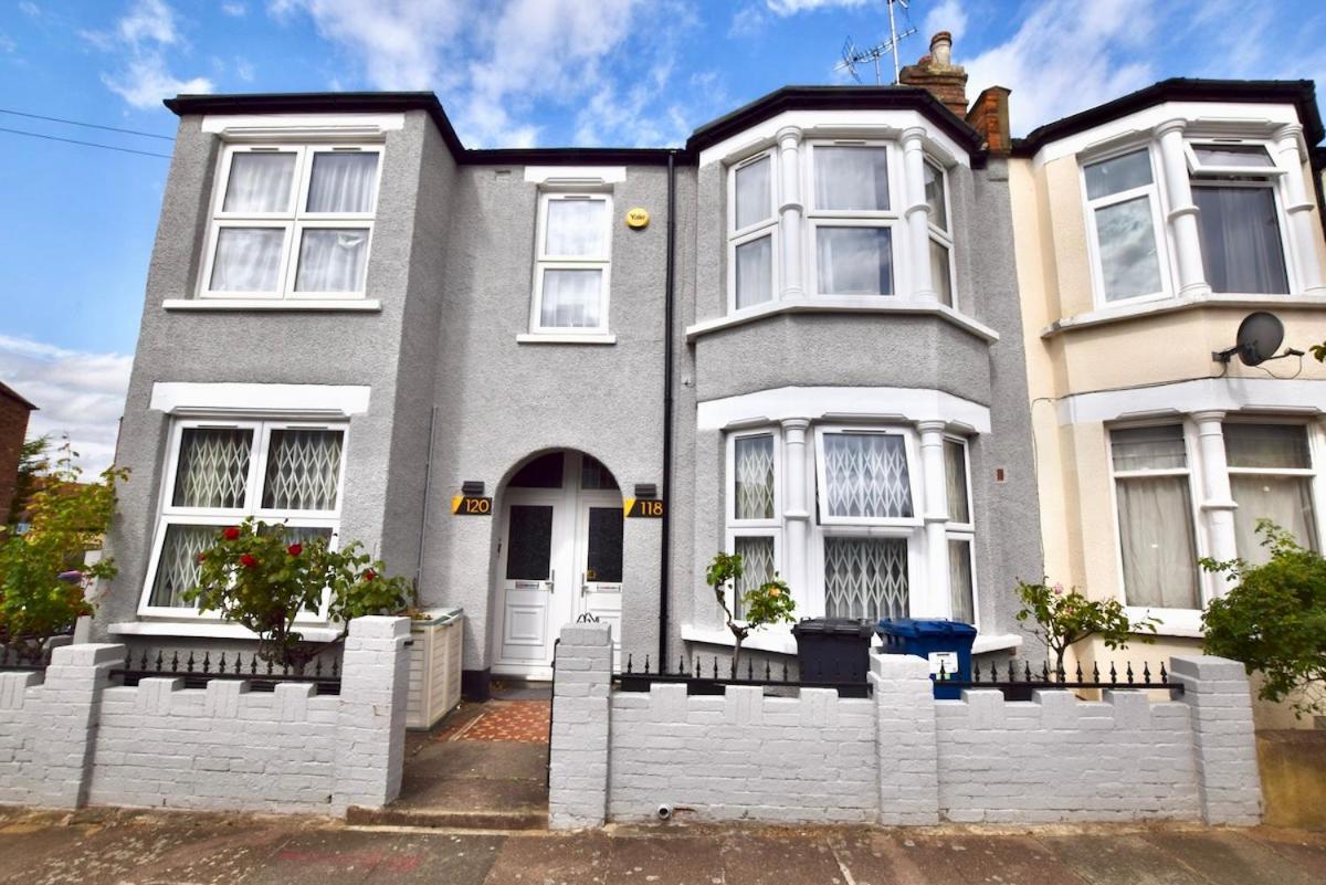 Homely And Stylish Apartment With A Garden In East Finchley London Exterior photo