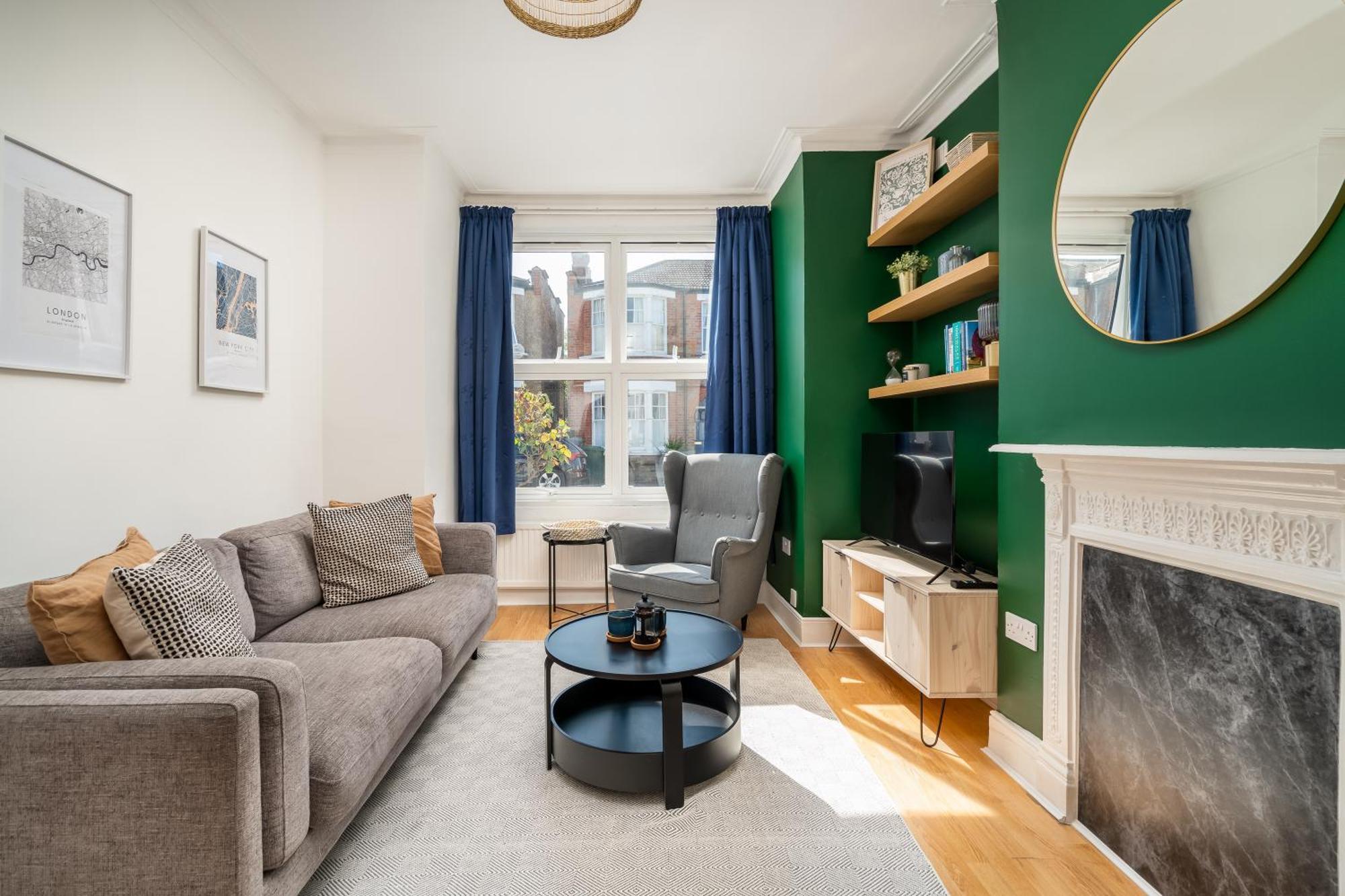 Homely And Stylish Apartment With A Garden In East Finchley London Exterior photo